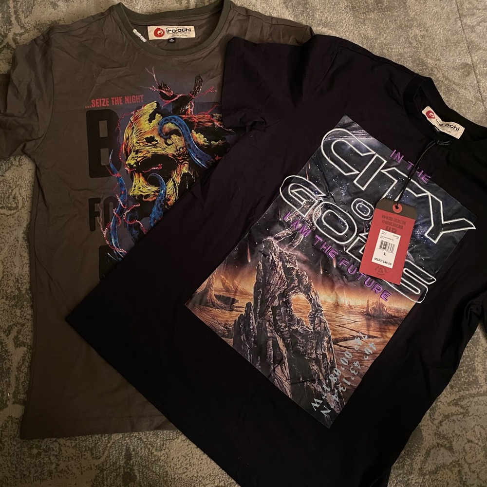 2 Men’s Iro-Ochi Shirts Size Large Never Worn